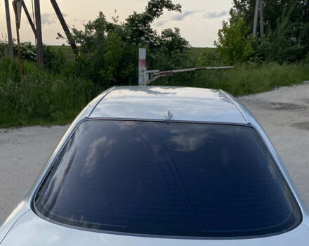 Серый Мерседес Е-Класс, объемом двигателя 2.15 л и пробегом 400 тыс. км за 4950 $, фото 6 на Automoto.ua