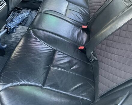 Сірий Мерседес Е-Клас, об'ємом двигуна 3.2 л та пробігом 430 тис. км за 3200 $, фото 13 на Automoto.ua