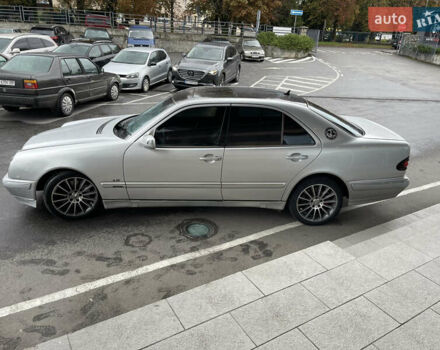 Сірий Мерседес Е-Клас, об'ємом двигуна 4.3 л та пробігом 290 тис. км за 9888 $, фото 1 на Automoto.ua