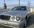 Сірий Мерседес Е-Клас, об'ємом двигуна 2.1 л та пробігом 410 тис. км за 3900 $, фото 1 на Automoto.ua