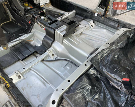 Серый Мерседес Е-Класс, объемом двигателя 2 л и пробегом 208 тыс. км за 6500 $, фото 13 на Automoto.ua