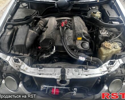 Серый Мерседес Е-Класс, объемом двигателя 2.8 л и пробегом 0 тыс. км за 3950 $, фото 6 на Automoto.ua