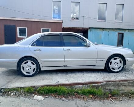 Сірий Мерседес Е-Клас, об'ємом двигуна 2.1 л та пробігом 420 тис. км за 3800 $, фото 5 на Automoto.ua