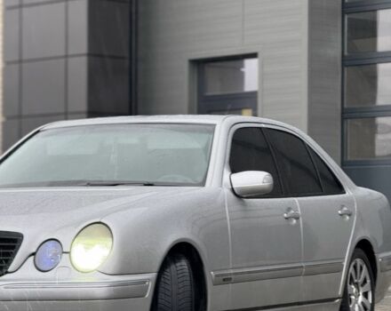 Сірий Мерседес Е-Клас, об'ємом двигуна 2.7 л та пробігом 510 тис. км за 4299 $, фото 3 на Automoto.ua