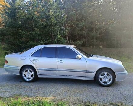 Сірий Мерседес Е-Клас, об'ємом двигуна 2.2 л та пробігом 364 тис. км за 3500 $, фото 9 на Automoto.ua