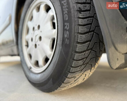 Серый Мерседес Е-Класс, объемом двигателя 2 л и пробегом 330 тыс. км за 2999 $, фото 26 на Automoto.ua