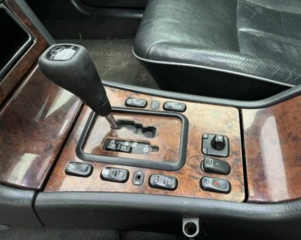 Серый Мерседес Е-Класс, объемом двигателя 3.2 л и пробегом 270 тыс. км за 3200 $, фото 14 на Automoto.ua