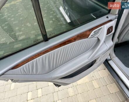 Сірий Мерседес Е-Клас, об'ємом двигуна 2.2 л та пробігом 340 тис. км за 3850 $, фото 63 на Automoto.ua