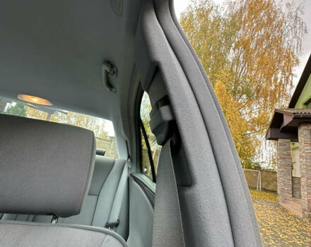 Серый Мерседес Е-Класс, объемом двигателя 2 л и пробегом 88 тыс. км за 10500 $, фото 32 на Automoto.ua