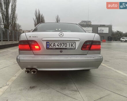 Серый Мерседес Е-Класс, объемом двигателя 3.2 л и пробегом 427 тыс. км за 3700 $, фото 9 на Automoto.ua