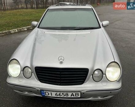 Серый Мерседес Е-Класс, объемом двигателя 3.2 л и пробегом 270 тыс. км за 3200 $, фото 4 на Automoto.ua