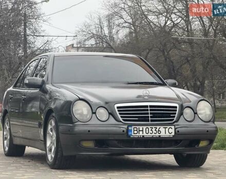 Сірий Мерседес Е-Клас, об'ємом двигуна 2.2 л та пробігом 340 тис. км за 3850 $, фото 4 на Automoto.ua