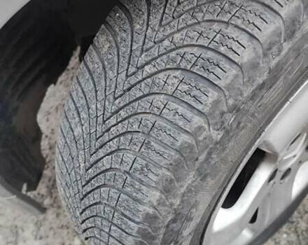 Сірий Мерседес Е-Клас, об'ємом двигуна 2 л та пробігом 389 тис. км за 4000 $, фото 12 на Automoto.ua