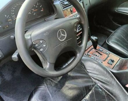 Сірий Мерседес Е-Клас, об'ємом двигуна 2.2 л та пробігом 364 тис. км за 3500 $, фото 22 на Automoto.ua