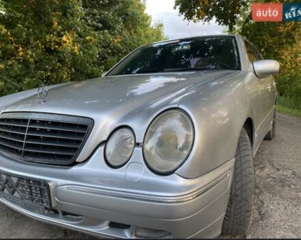 Серый Мерседес Е-Класс, объемом двигателя 2.2 л и пробегом 407 тыс. км за 4750 $, фото 11 на Automoto.ua