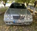 Сірий Мерседес Е-Клас, об'ємом двигуна 2 л та пробігом 408 тис. км за 2500 $, фото 3 на Automoto.ua