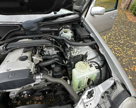 Серый Мерседес Е-Класс, объемом двигателя 2 л и пробегом 88 тыс. км за 10500 $, фото 47 на Automoto.ua