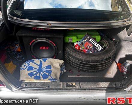 Серый Мерседес Е-Класс, объемом двигателя 2.8 л и пробегом 0 тыс. км за 3950 $, фото 4 на Automoto.ua