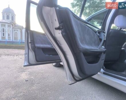 Сірий Мерседес Е-Клас, об'ємом двигуна 2.7 л та пробігом 345 тис. км за 4550 $, фото 31 на Automoto.ua