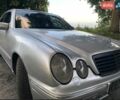 Сірий Мерседес Е-Клас, об'ємом двигуна 2.2 л та пробігом 425 тис. км за 5450 $, фото 20 на Automoto.ua