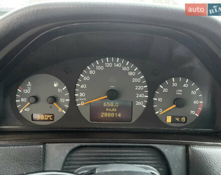 Сірий Мерседес Е-Клас, об'ємом двигуна 4.3 л та пробігом 290 тис. км за 9888 $, фото 5 на Automoto.ua