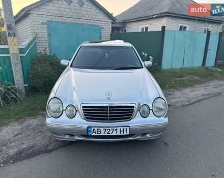 Серый Мерседес Е-Класс, объемом двигателя 2.4 л и пробегом 257 тыс. км за 4100 $, фото 29 на Automoto.ua