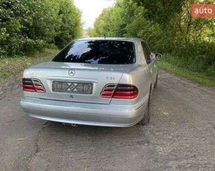 Серый Мерседес Е-Класс, объемом двигателя 2.2 л и пробегом 407 тыс. км за 4750 $, фото 4 на Automoto.ua