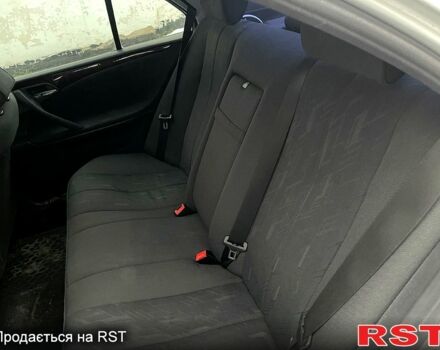 Серый Мерседес Е-Класс, объемом двигателя 2 л и пробегом 280 тыс. км за 3800 $, фото 8 на Automoto.ua