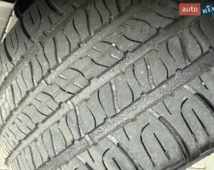 Сірий Мерседес Е-Клас, об'ємом двигуна 2.2 л та пробігом 340 тис. км за 3850 $, фото 31 на Automoto.ua