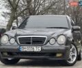 Сірий Мерседес Е-Клас, об'ємом двигуна 2.2 л та пробігом 340 тис. км за 3850 $, фото 9 на Automoto.ua