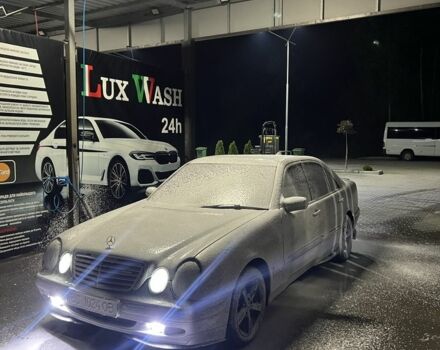 Серый Мерседес Е-Класс, объемом двигателя 2.8 л и пробегом 490 тыс. км за 4400 $, фото 13 на Automoto.ua