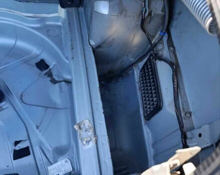 Серый Мерседес Е-Класс, объемом двигателя 2 л и пробегом 298 тыс. км за 5200 $, фото 13 на Automoto.ua