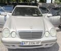 Сірий Мерседес Е-Клас, об'ємом двигуна 0 л та пробігом 495 тис. км за 4550 $, фото 1 на Automoto.ua