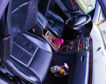 Серый Мерседес Е-Класс, объемом двигателя 2.8 л и пробегом 385 тыс. км за 4000 $, фото 6 на Automoto.ua