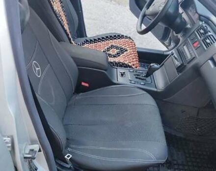 Сірий Мерседес Е-Клас, об'ємом двигуна 2 л та пробігом 389 тис. км за 4000 $, фото 15 на Automoto.ua