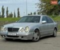Сірий Мерседес Е-Клас, об'ємом двигуна 4.27 л та пробігом 360 тис. км за 3900 $, фото 1 на Automoto.ua