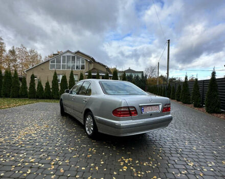 Сірий Мерседес Е-Клас, об'ємом двигуна 2 л та пробігом 88 тис. км за 9600 $, фото 6 на Automoto.ua
