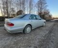 Серый Мерседес Е-Класс, объемом двигателя 2.69 л и пробегом 443 тыс. км за 4250 $, фото 4 на Automoto.ua