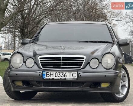 Сірий Мерседес Е-Клас, об'ємом двигуна 2.2 л та пробігом 340 тис. км за 3850 $, фото 10 на Automoto.ua