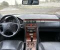 Серый Мерседес Е-Класс, объемом двигателя 3.2 л и пробегом 260 тыс. км за 5499 $, фото 17 на Automoto.ua