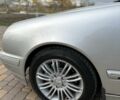 Мерседес Е-Клас 2000 у Сторожинце на Automoto.ua Сірий Мерседес Е-Клас, об'ємом двигуна 2.7 л та пробігом 346 тис. км за 5200 $, фото 10 на Automoto.ua