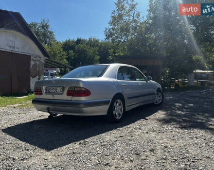 Сірий Мерседес Е-Клас, об'ємом двигуна 2.2 л та пробігом 304 тис. км за 4500 $, фото 16 на Automoto.ua