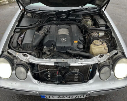 Серый Мерседес Е-Класс, объемом двигателя 3.2 л и пробегом 270 тыс. км за 3200 $, фото 3 на Automoto.ua