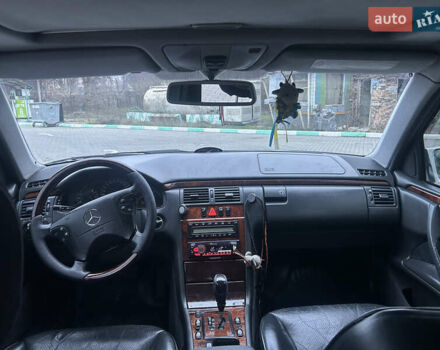 Серый Мерседес Е-Класс, объемом двигателя 2.69 л и пробегом 338 тыс. км за 4400 $, фото 6 на Automoto.ua