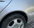 Серый Мерседес Е-Класс, объемом двигателя 2.2 л и пробегом 410 тыс. км за 3900 $, фото 9 на Automoto.ua