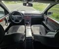 Сірий Мерседес Е-Клас, об'ємом двигуна 2 л та пробігом 370 тис. км за 4100 $, фото 5 на Automoto.ua