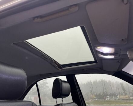 Серый Мерседес Е-Класс, объемом двигателя 3.2 л и пробегом 270 тыс. км за 3200 $, фото 10 на Automoto.ua