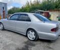 Сірий Мерседес Е-Клас, об'ємом двигуна 2.1 л та пробігом 420 тис. км за 3800 $, фото 6 на Automoto.ua