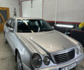 Мерседес Е-Клас 2000 у Сторожинце на Automoto.ua Сірий Мерседес Е-Клас, об'ємом двигуна 2.7 л та пробігом 346 тис. км за 5200 $, фото 43 на Automoto.ua