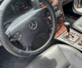 Серый Мерседес Е-Класс, объемом двигателя 2.2 л и пробегом 310 тыс. км за 6999 $, фото 28 на Automoto.ua